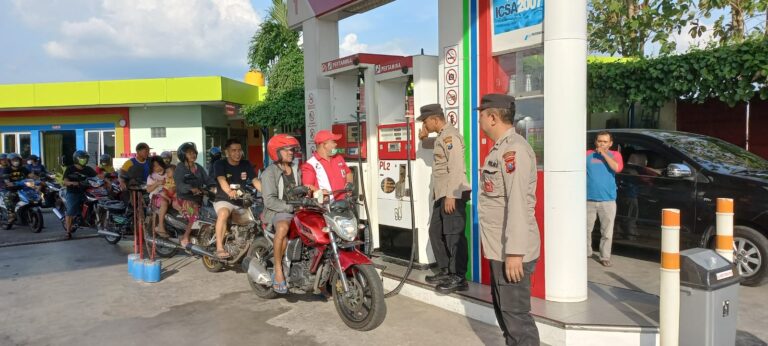 Pasca Kenaikan BBM,Polres Madiun Kota Dan Jajaran Laksanakan Giat PAM Di SPBU