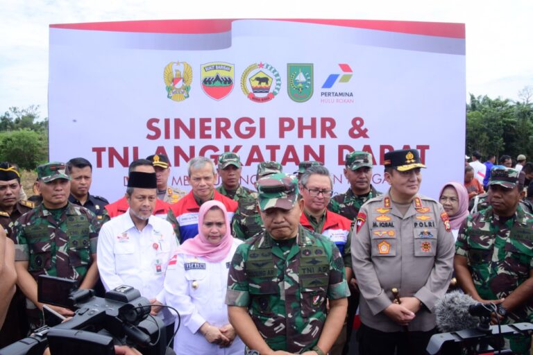 Kasad Launching Program Ketahanan Pangan di Wilayah Kodim 0303/Bkls