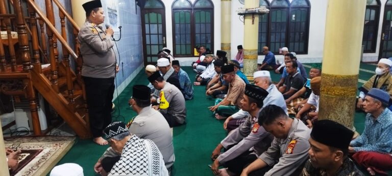 Kapolsek Kalideres Berikan Himbauan Kamtibmas dalam Giat Suling Dakmas di Masjid Jami Al Amin