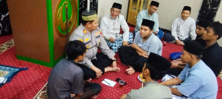 Himbau Kamtibmas Dalam Suling Dakmas, Kapolsek Kalideres Kunjungi Musholla Al Barkah