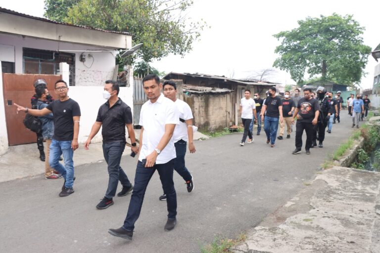 Satresnarkoba Polres Metro Jakarta Barat Lakukan Patroli Dialogis dan Edukasi Di Zona Rawan Peredaran Narkoba