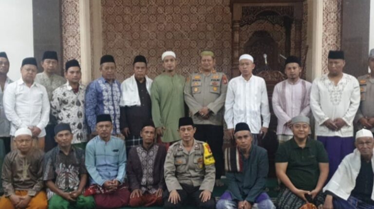 Suling Dakmas, Kapolsek Kalideres Pererat Silaturahmi Serta Himbau Kamtibmas di Masjid Jami At Taqwa