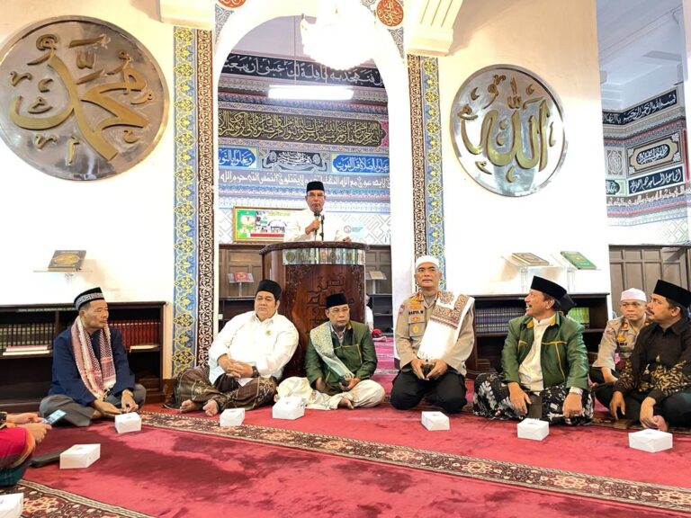 Cooling System Subuh Keliling Ke Masjid Bersejarah Cut Meutia Menteng Jakarta Pusat