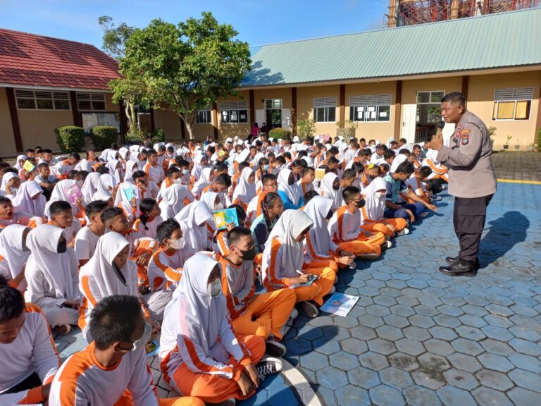 Penyuluhan Kamtibmas, Sat Binmas Polresta Tanjungpinang Sambangi SMP N 6 Tanjungpinang