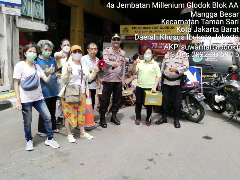 Polsek Taman Sari Lakukan Pengamanan Bazar Nasi Kotak Murah