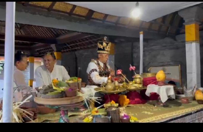 Prosesi Mamukur di Ceko Maria Denpasar Berjalan Hikmah