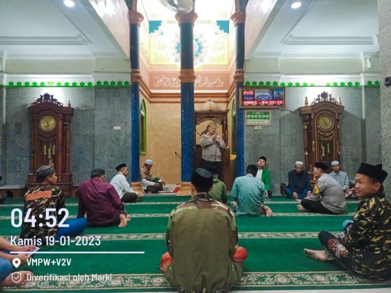 Curhat Subuh, Kapolsek Kalideres Sambangi Masjid Raya Riyadhur Ruhama