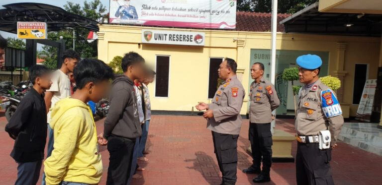 Polsek Kembangan Amankan Sejumlah Pelajar yang Terlibat Aksi Tawuran