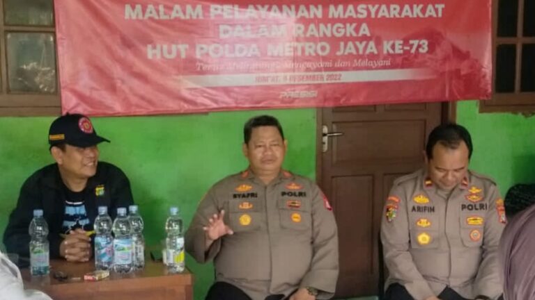 Kapolsek Kalideres Lakukan Kegiatan Sambang RW 01 Kamal Sekaligus Silaturahmi dengan Warga