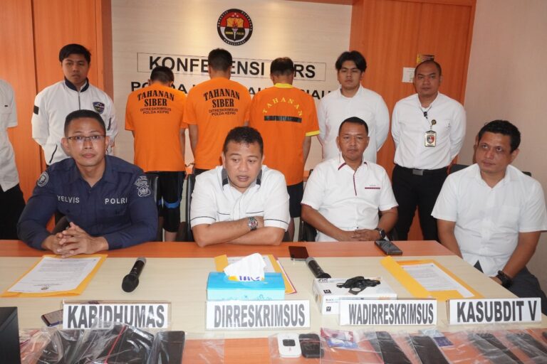 DITRESKRIMSUS POLDA KEPRI BERHASIL UNGKAP KASUS JUDI ONLINE JARINGAN INTERNASIONAL DI KOTA BATAM