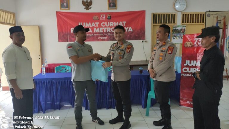 Program Jum’at Curhat, Kapolsek Tanjung Duren Hadir Di Rw.06 Wijayakusuma