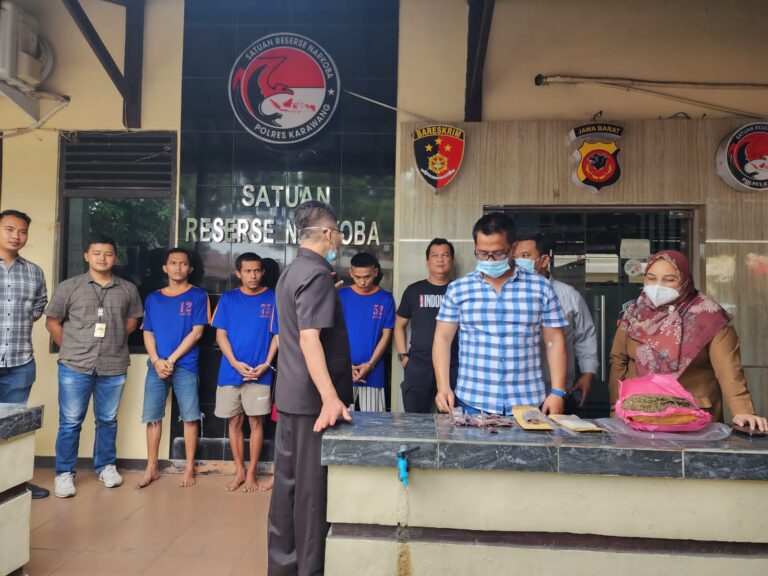 Sat Resnarkoba Polres Karawang  Melaksanakan Pemusnahan Barang Bukti Narkotika