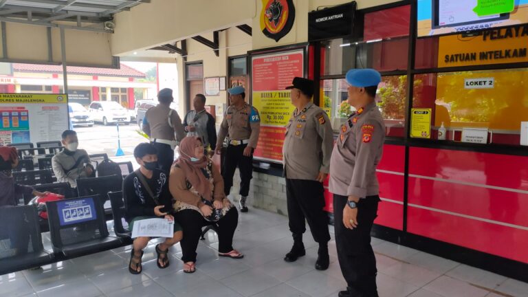 Sipropam Polres Majalengka Lakukan Pengawasan dan Monitoring di Ruang Pelayanan Publik