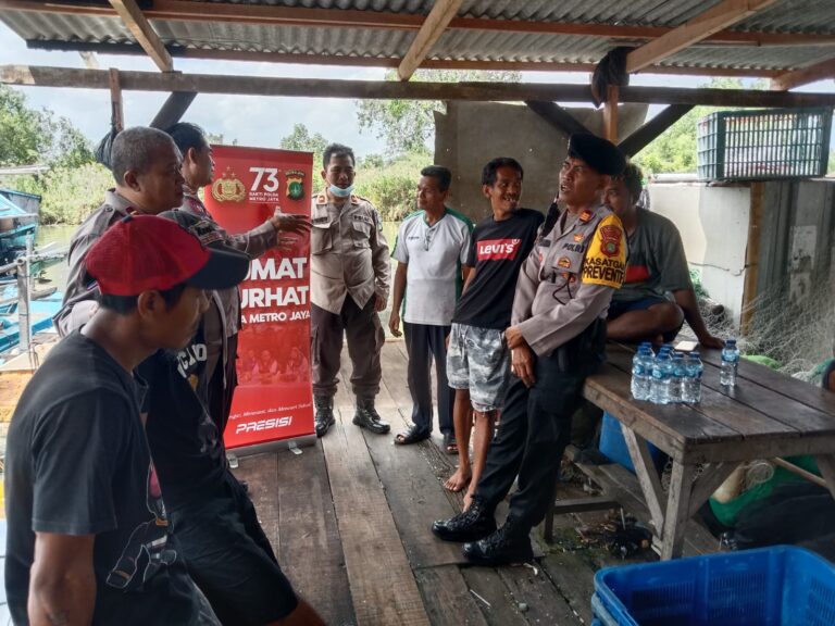 Polres Pelabuhan Tanjung Priok Gelar Jumat Curhat di Muara Angke