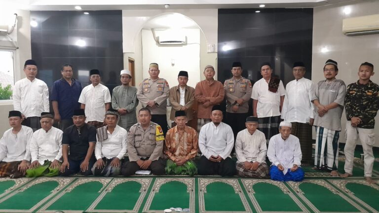 Polsek Kalideres Berikan Imbauan Khamtibmas di Musholla At Taubah