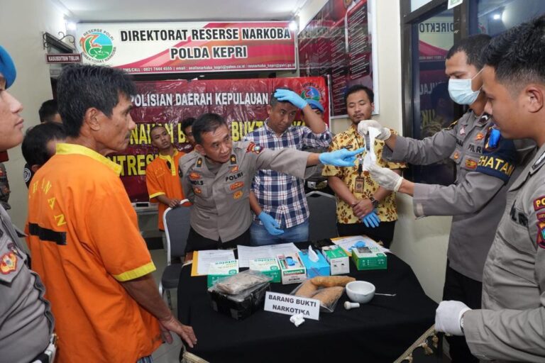 Pemusnahan barang bukti Narkotika jenis Ganja Oleh Ditresnarkoba polda kepri