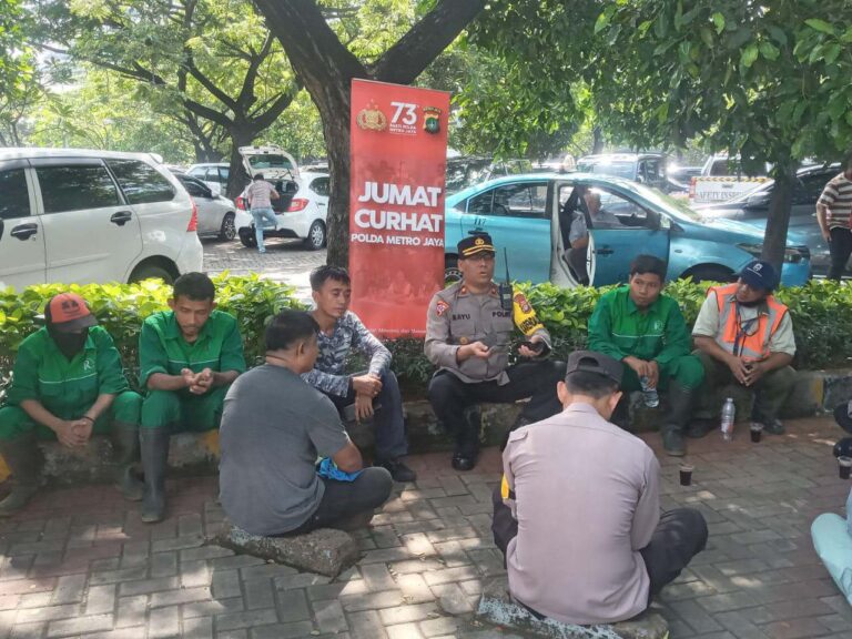 Tingkatkan Pengamanan dan Perkuat Silahturami dengan Warga, Polres Pelabuhan Tanjung Priok Gelar “Jumat Curhat”