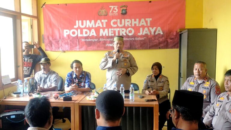 Polsek Kalideres Gelar Jumat Curhat Polda Metro Jaya Di RW 06 Kampung Kojan