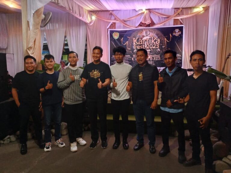 Kapolres Karawang Hadiri Peringatan Hari Pers Nasional ( HPN ) Ke 77 Tahun Di Warung Lengkong Kodim Karawang