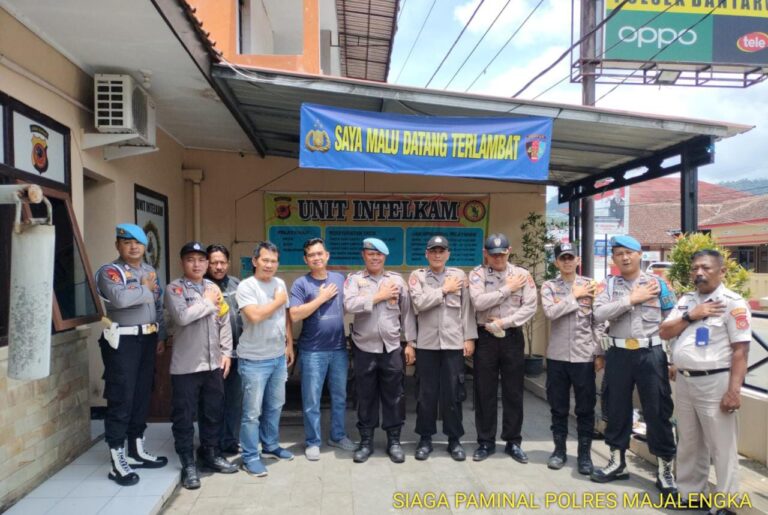 Optimalkan Tugas di Hari Libur, Sipropam Polres Majalengka Kunjungi Polsek Bantarujeg