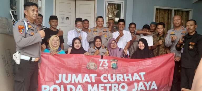 Polsek Kalideres Gelar Jumat Curhat di Kantor RW 08 Pegadungan, Jakbar