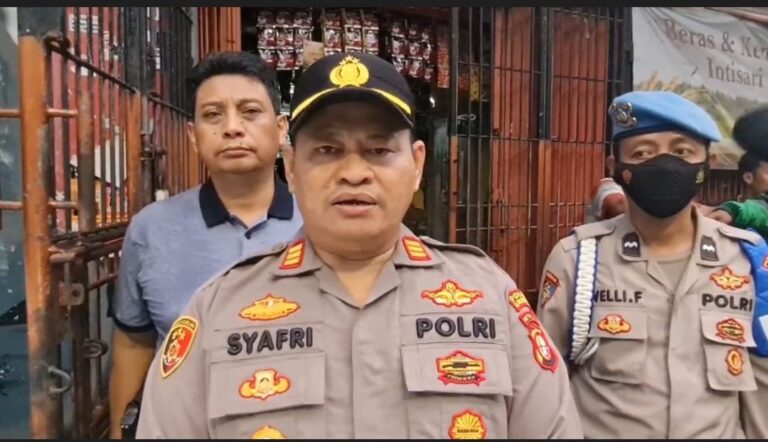 Polisi RW Polsek Kalideres Bongkar Gudang Miras Berkedok Toko Sembako