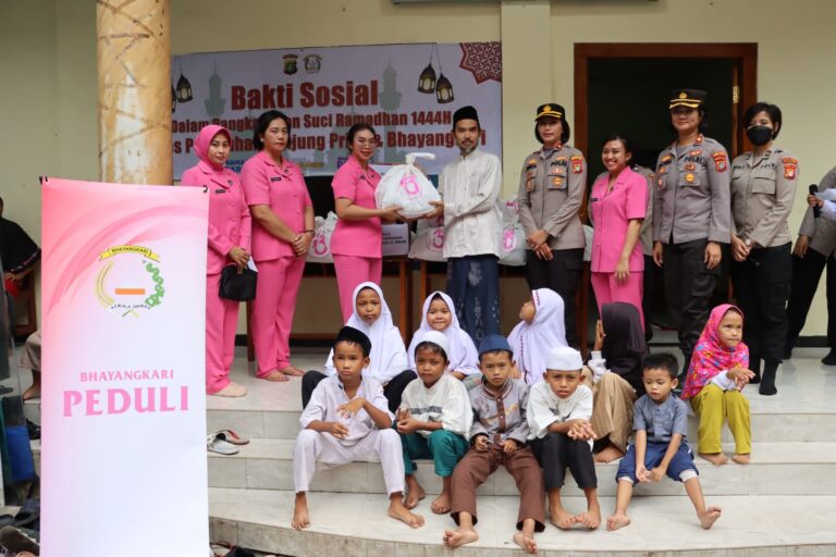 Maknai Bulan Suci Ramadhan 1444 H, Bhayangkari Cabang Pelabuhan Tanjung Priok Gelar Bakti Sosial 