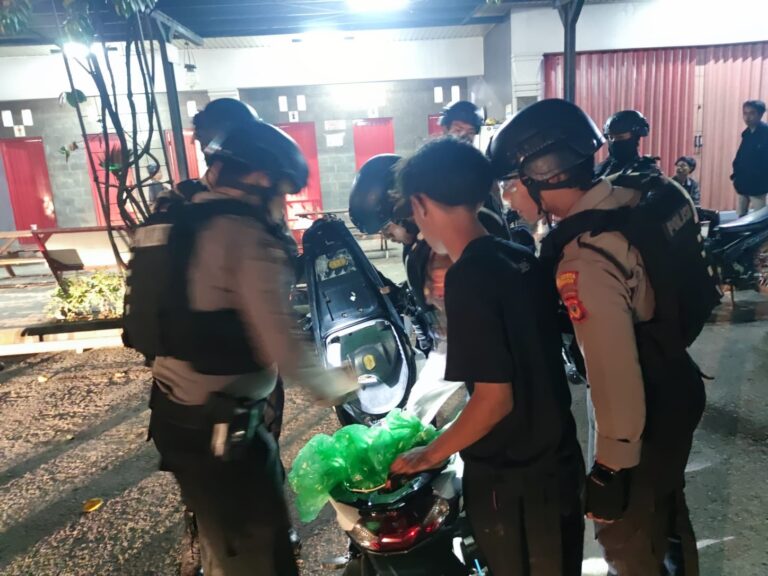 Antisipasi Gangguan Kamtibmas, Tim Raimas Macan Kumbang 852 Polresta Cirebon Gencarkan Patroli