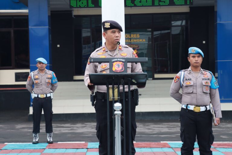 Wakili Kapolres Majalengka, Kasat Samapta Polres Majalengka Pimpin Apel Pagi di Bulan Suci Ramadhan 1444 H
