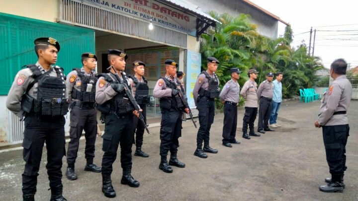 Polresta Cirebon Amankan Kegiatan Gereja Wafatnya Isa Al-Masih di seluruh Gereja Kabupaten Cirebon