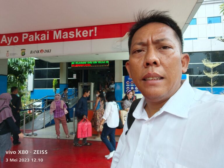 Mohon Pelayanan SKCK Polda Metro Jaya dibenahi