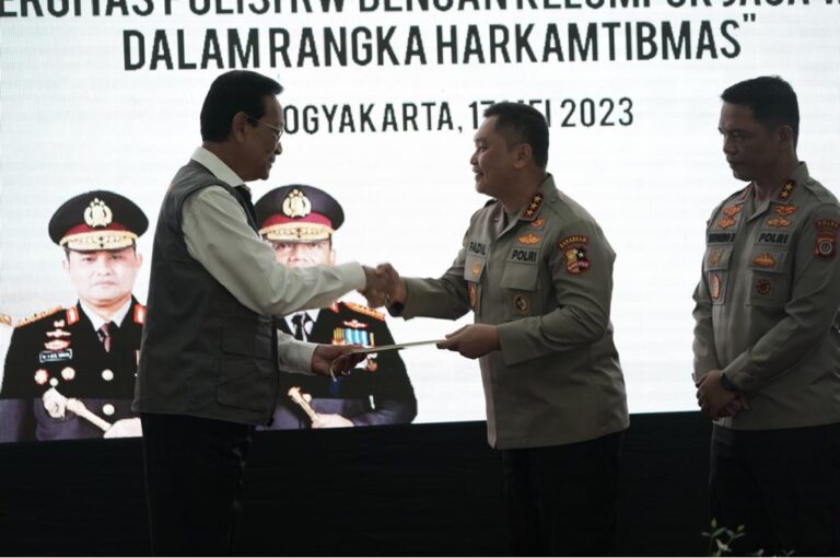 Kabaharkam Polri Sebut Polisi RW Praktik Kedekatan Aparat dan Masyarakat di Akar Rumput