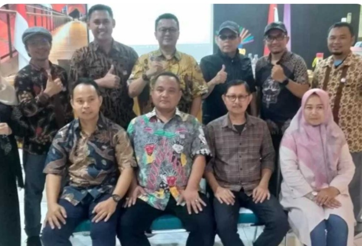 Iluni SMAN84 Gelar Mubes Sekaligus Halal bihalal