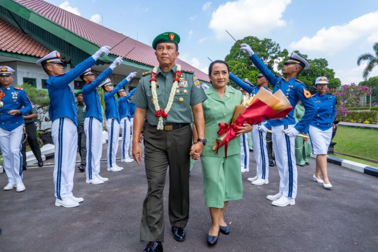 PELEPASAN MAYJEN TNI LEGOWO W.R. JATMIKO, S.I.P., M.M.