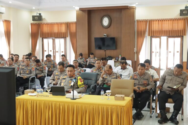 Polres Majalengka Hadiri Arahan Irwasum Polri Melalui Virtual