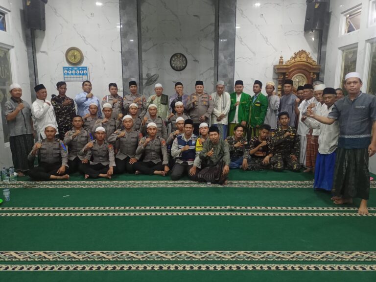 Kapolsek Kalideres Gelar Ramah Tamah, Usai Sholat Subuh di Mushola At Taqwa