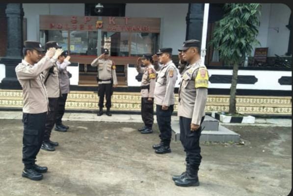 Pelaksanaan Serah Terima Tugas Penjagaan dan Piket Fungsi di Polsek Jatiwangi Polres Majalengka
