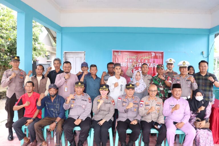 Jumat Curhat Presisi, Polres Karimun Sambangi Masyarakat Kec.Tebing Kel. Pamak