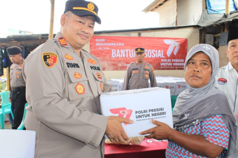 Sambut Hari Bhayangkara Ke-77, Polsek Kalideres Gelar Baksos Untuk Negeri