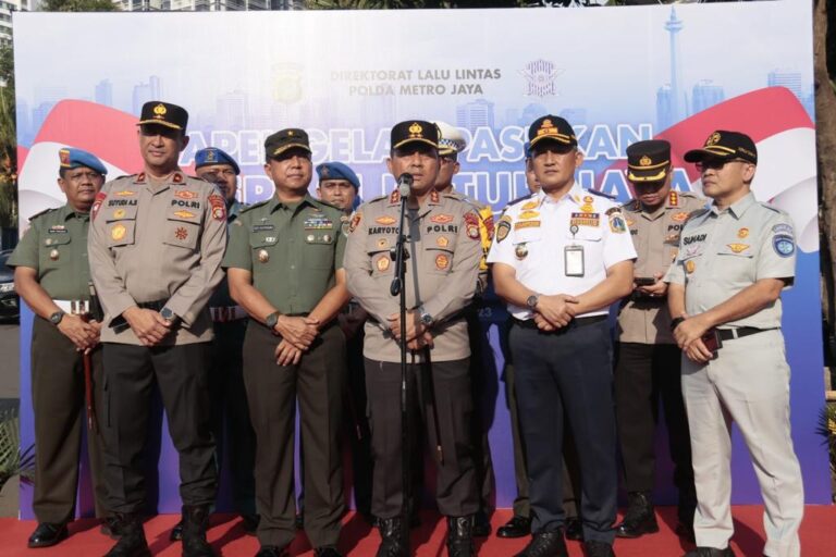 Polda Metro Jaya Gelar Apel Gabungan Operasi Patuh Jaya 2023