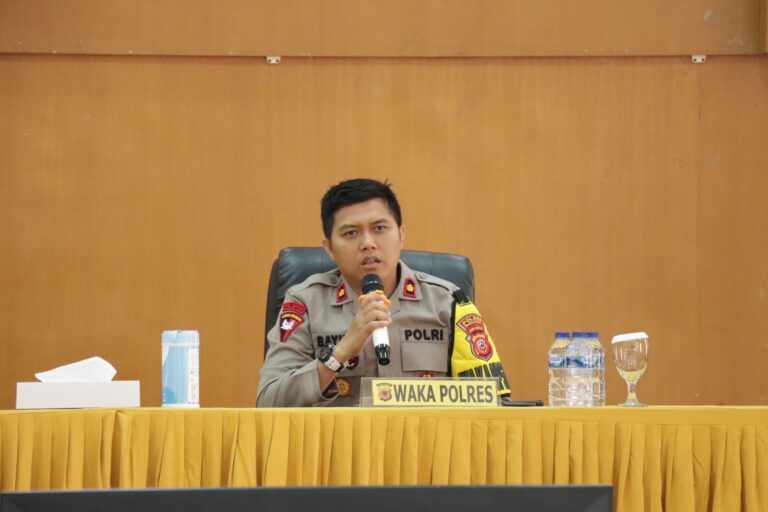 Kapolres Majalengka Berikan Arahan Kepada PJU Polres Majalengka dan Kapolsek Jajaran