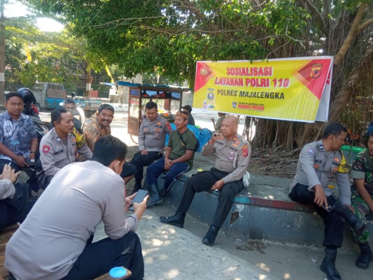 Jajaran Polsek Jatiwangi Lakukan Sosialisasi Pelayanan Call Center 110 Kepada Masyarakat