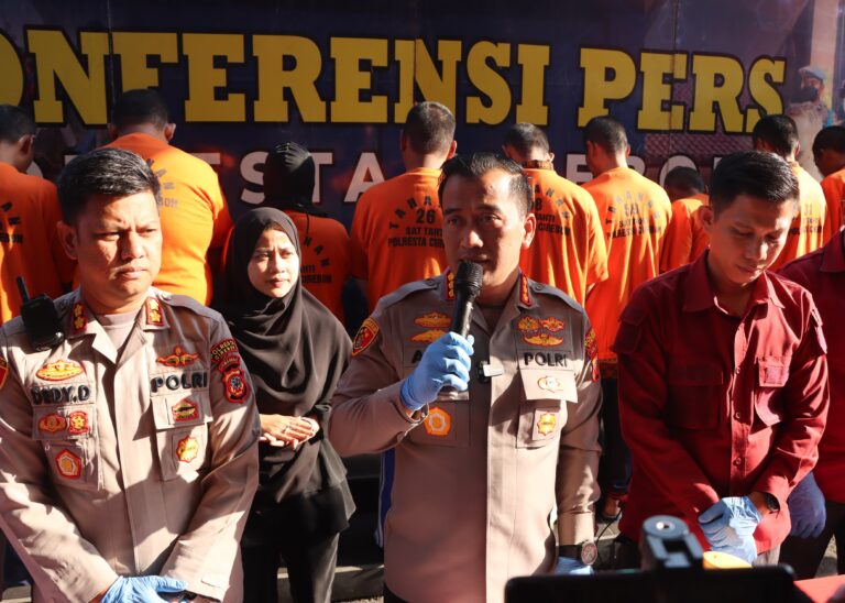 Satreskrim Polresta Cirebon Amankan Ungkap 7 Kasus Judi Online dan Sabung Ayam