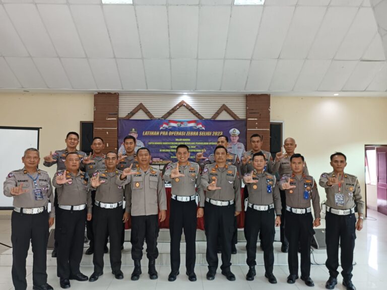 Ditlantas polda kepri gelar Latpraops zebra seligi 2023