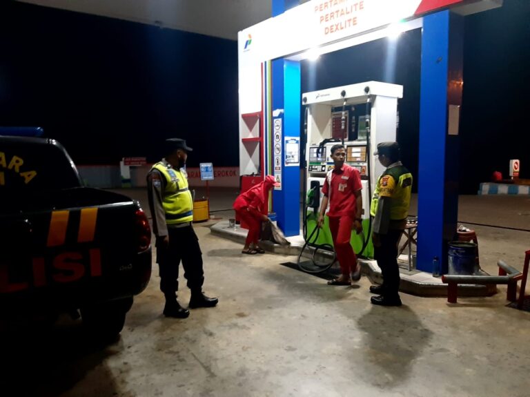 Ciptakan Harkamtibmas, Polisi Berpatroli di Kendal Ngawi