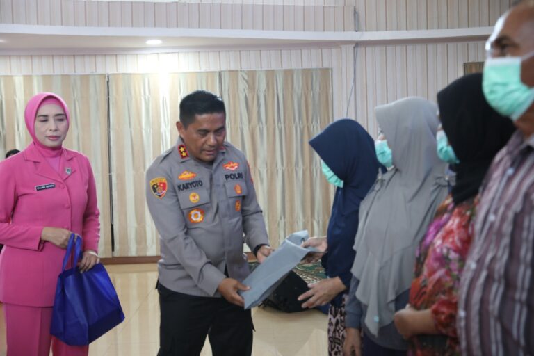 Peduli Kesehatan Masyarakat, Polda Metro Jaya Gelar Operasi Katarak Gratis