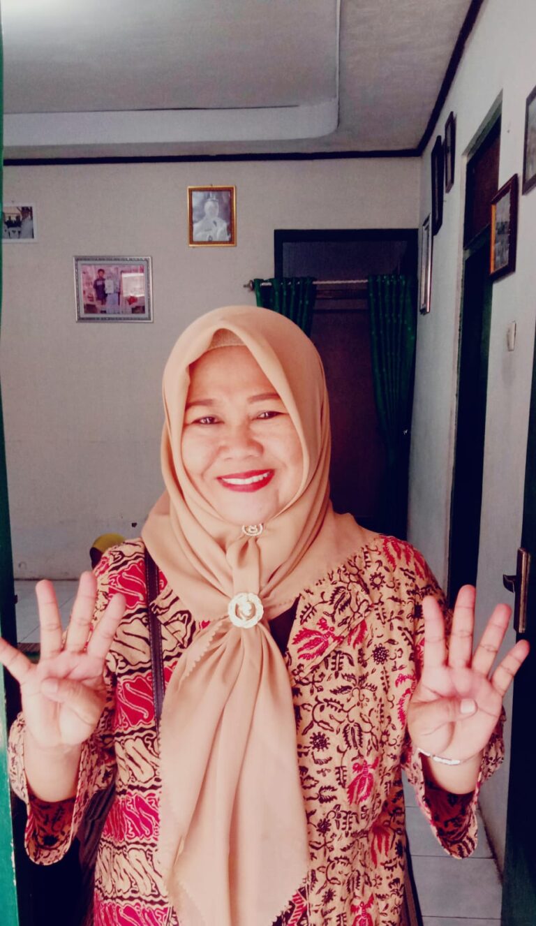 Ratnawati Mantan Kepala Desa Setu Wetan Sumringah Dapatkan No Urut 4