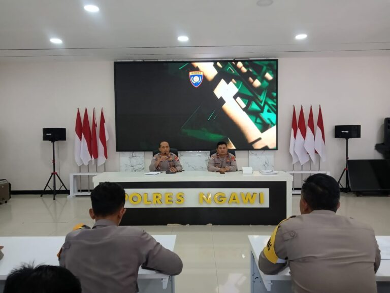 Tingkatkan Kinerja Bhabinkamtibmas, Polres Ngawi Laksanakan Anev