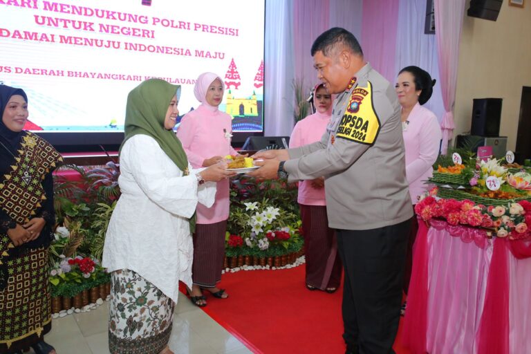 Peringatan Hari kesatuan Gerak Bhayangkari ke – 71 Di Polda Kepri.