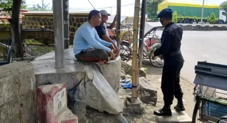Sat Brimob Polda Jabar Laksanakan Patroli Harkamtibmas di Pangkalan Ojek
